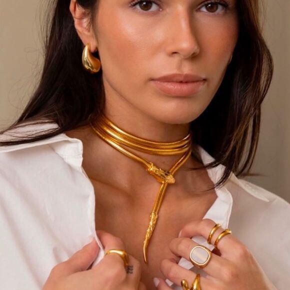 Gold teardrop earrings - Picture 1 of 4